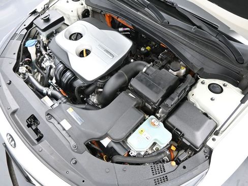 Used 2018 Kia Optima EX image 38