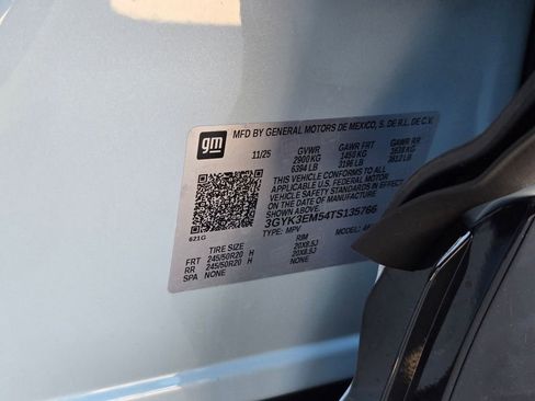 New 2026 Cadillac Optiq Sport 1 image 33