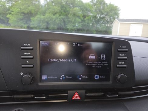 Certified 2025 Hyundai Elantra Sport FWD image 10