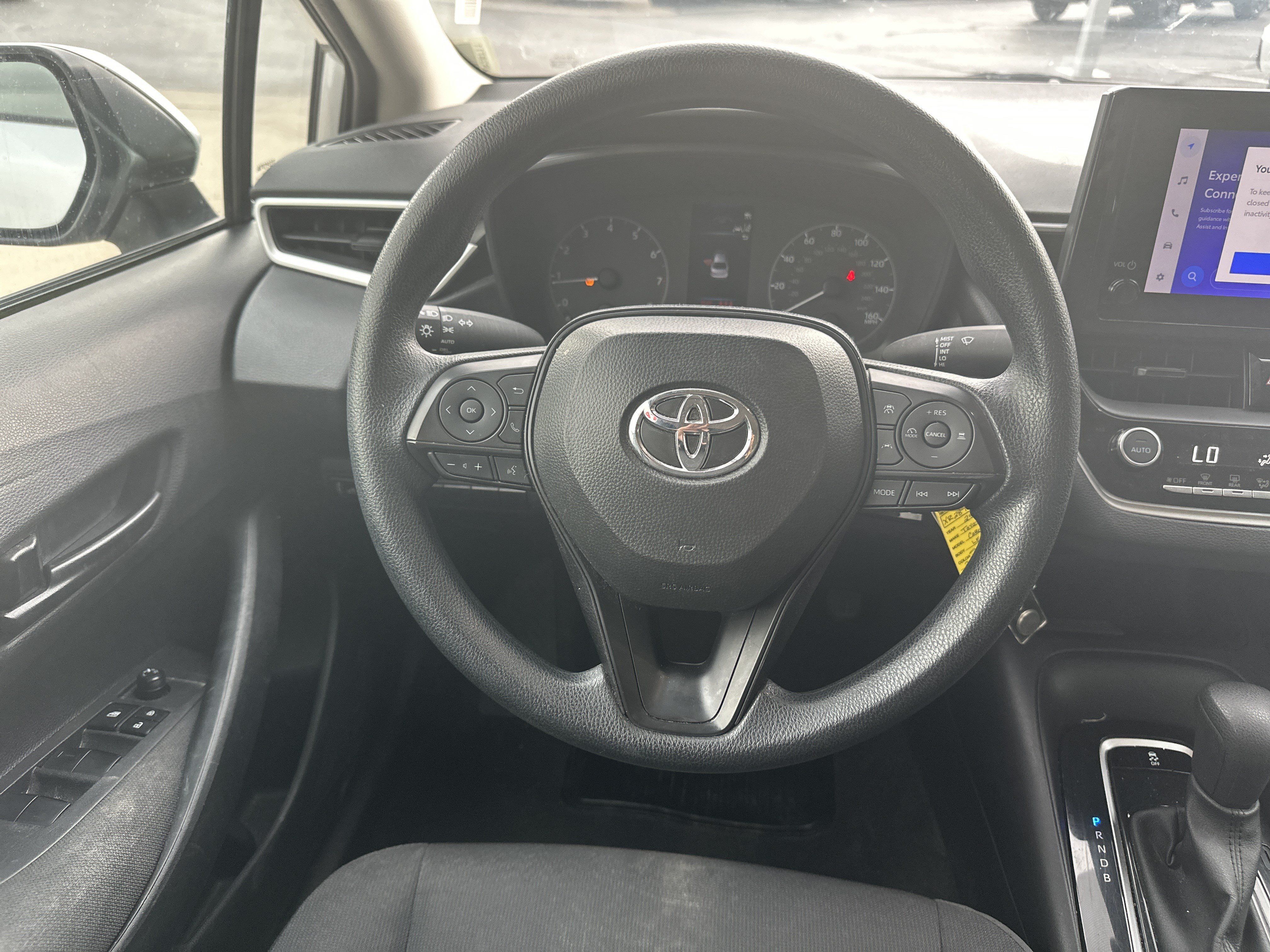 Used 2025 Toyota Corolla LE FWD image 17