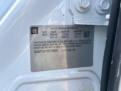 Used 2012 Buick LaCrosse Premium FWD image 22