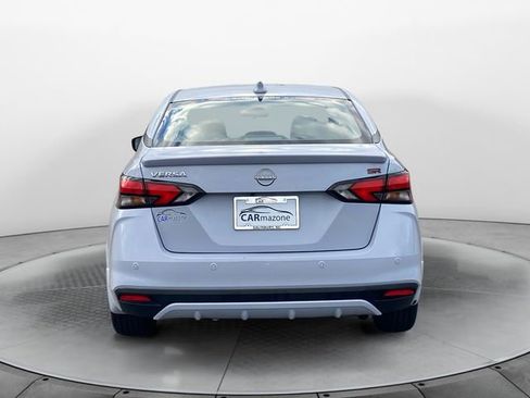 Used 2024 Nissan Versa SR w/ Trunk Package image 4