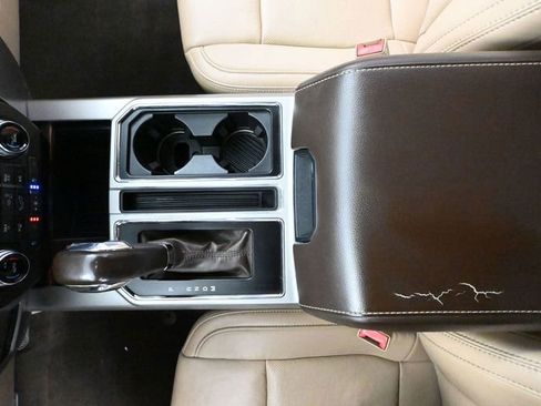 Used 2019 Ford F150 Lariat w/ Equipment Group 502A Luxury AWD/4WD image 35