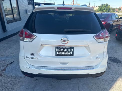 Used 2016 Nissan Rogue SV FWD image 6