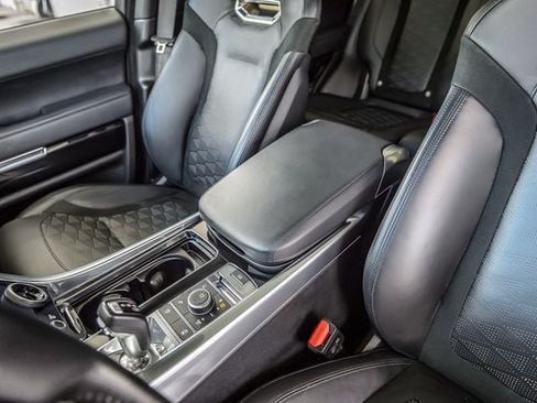 Used 2020 Land Rover Range Rover Sport SVR AWD/4WD image 36