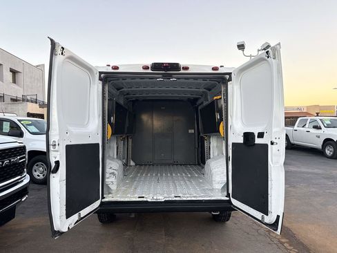 Used 2023 RAM ProMaster 2500 image 12