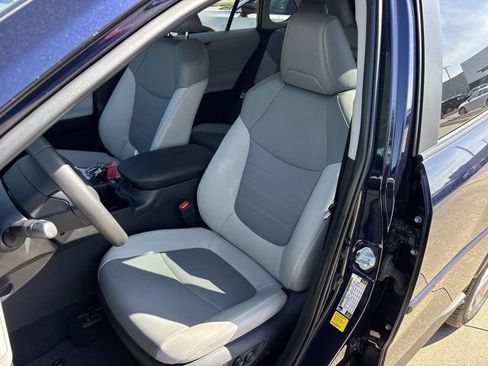 Used 2025 Toyota RAV4 XLE Premium FWD image 21