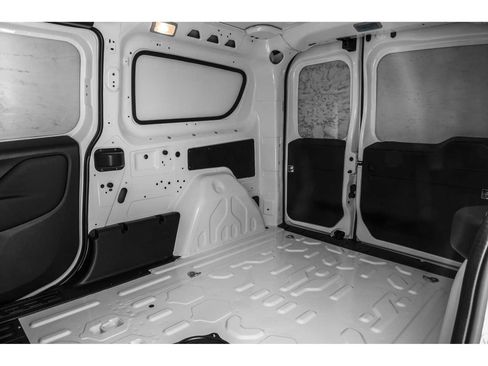 Used 2015 RAM ProMaster City Tradesman SLT w/ Rear Back-up Camera Group FWD image 10