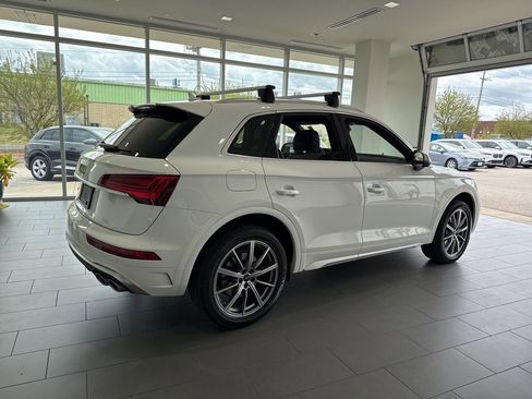 Used 2024 Audi SQ5 Premium image 8