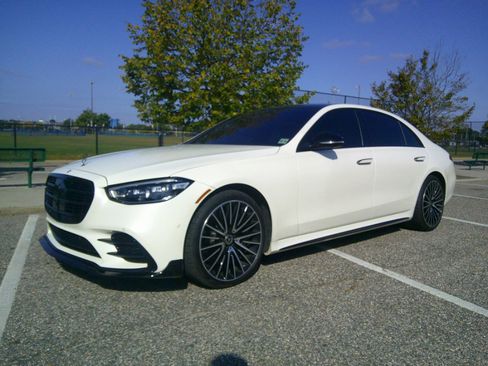 Used 2021 Mercedes-Benz S 580 4MATIC Sedan image 33