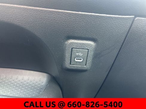 Used 2025 Toyota Corolla LE FWD image 21