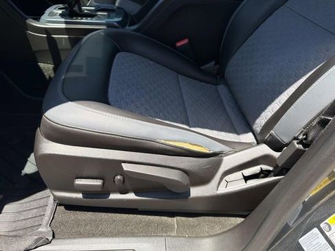Used 2017 Chevrolet Colorado Z71 AWD/4WD image 21
