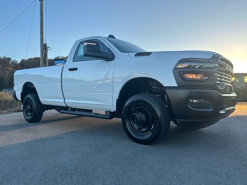 New 2026 RAM 2500 Tradesman AWD/4WD image 10