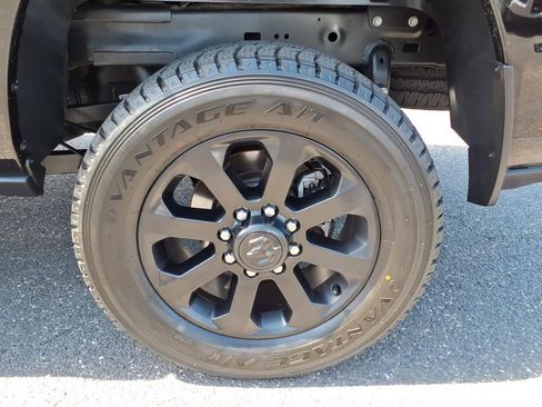 Certified 2024 RAM 2500 Laramie w/ Night Edition AWD/4WD image 17