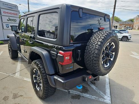 Certified 2025 Jeep Wrangler Unlimited Rubicon 4xe w/ Convenience Group AWD/4WD image 10
