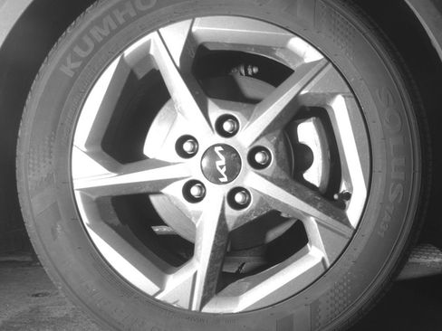 Used 2025 Kia K4 FWD image 13