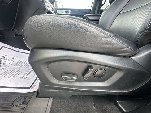 Used 2023 Ford Explorer ST w/ Equipment Group 401A AWD/4WD image 18