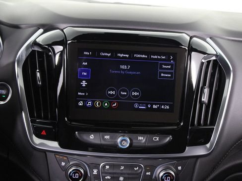 Used 2023 Chevrolet Traverse High Country FWD image 8