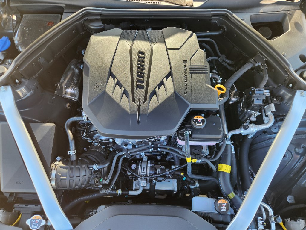 New 2026 Genesis G70 2.5T RWD image 33