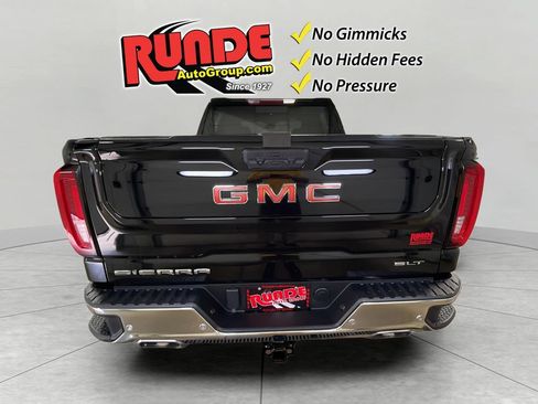 Used 2022 GMC Sierra 1500 SLT w/ SLT Premium Plus Package AWD/4WD image 5