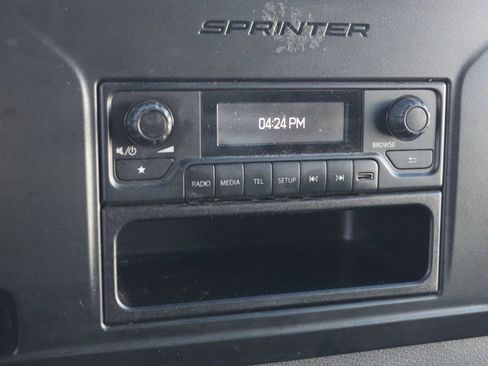 Used 2023 Mercedes-Benz Sprinter 2500 image 15