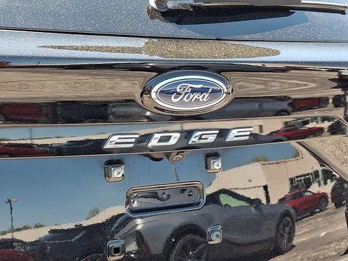 Used 2021 Ford Edge ST w/ Equipment Group 401A AWD/4WD image 31