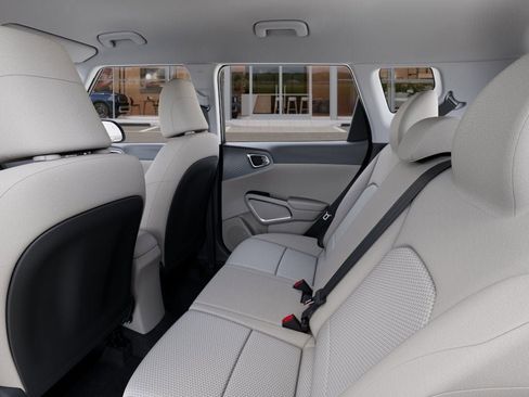 New 2025 Kia Soul LX w/ LX Technology Package image 18