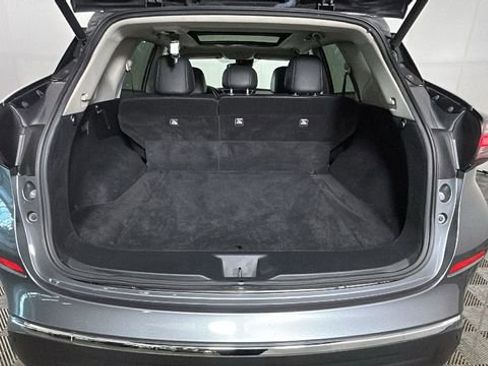 Used 2024 Nissan Murano SV AWD/4WD image 28