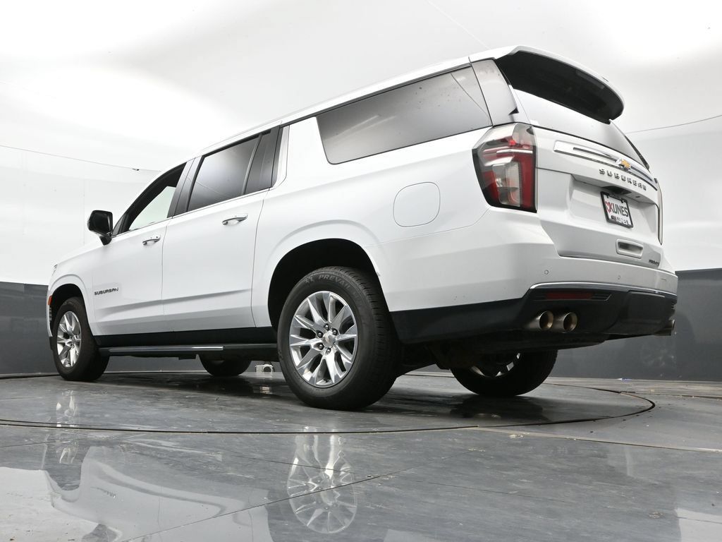Used 2023 Chevrolet Suburban Premier AWD/4WD image 49