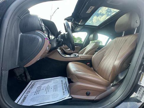 Used 2017 Mercedes-Benz E 300 4MATIC image 11