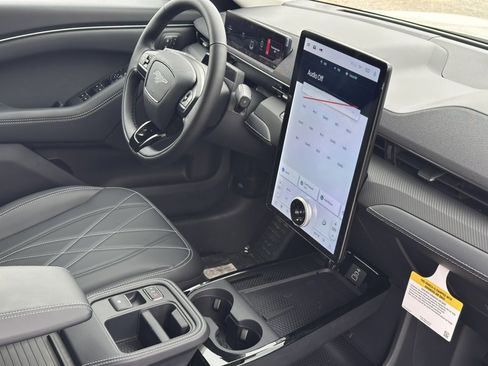 New 2025 Ford Mustang Mach-E Select w/ Comfort Package Lite image 10