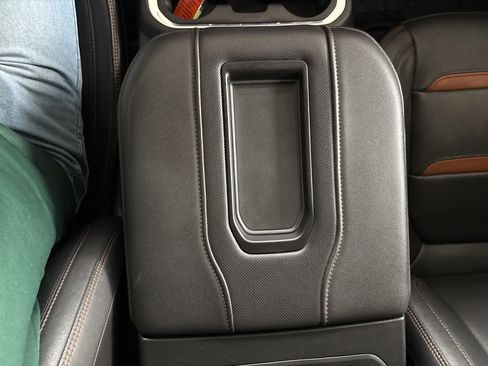 Used 2019 GMC Sierra 1500 AT4 image 25