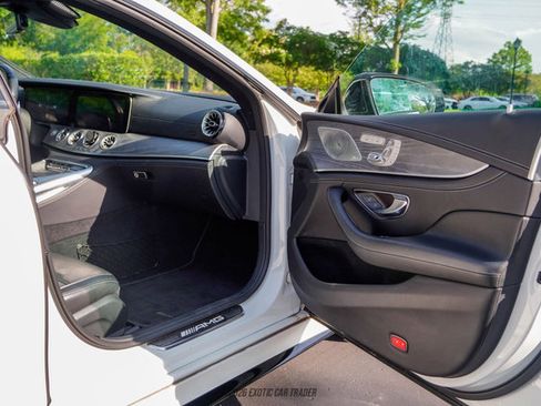 Used 2020 Mercedes-Benz AMG GT 63 S image 22