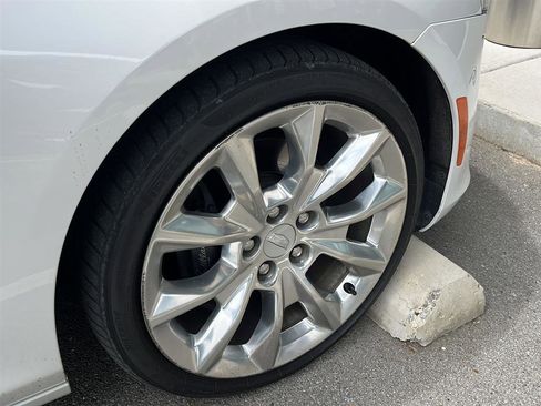 Used 2019 Cadillac CTS Premium Luxury RWD image 8