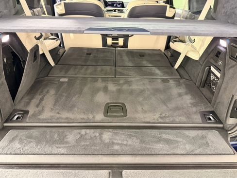 Used 2019 BMW X7 xDrive50i w/ M Sport Package image 22