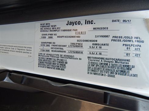 Used 2016 Mercedes-Benz Sprinter 3500 image 21