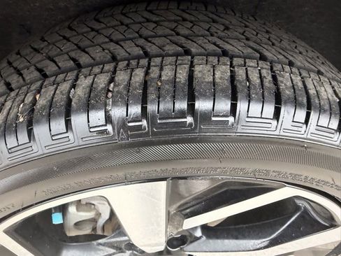 Certified 2022 Nissan Rogue Sport SL w/ Premium Package image 15