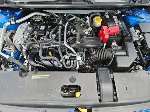 Used 2025 Nissan Sentra SR w/ SR Premium Package FWD image 36
