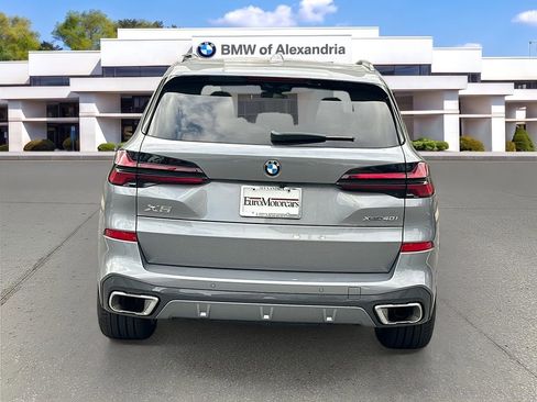 Used 2026 BMW X5 xDrive40i w/ M Sport Package AWD/4WD image 6
