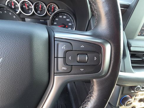 Used 2023 Chevrolet Tahoe LS image 19