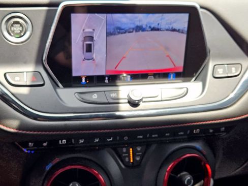 Used 2021 Chevrolet Blazer RS w/ Enhanced Convenience Package FWD image 18