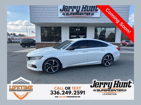 Used 2022 Honda Accord Sport image 1