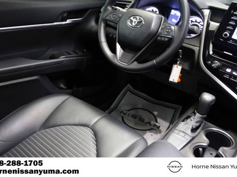 Used 2024 Toyota Camry SE FWD image 10