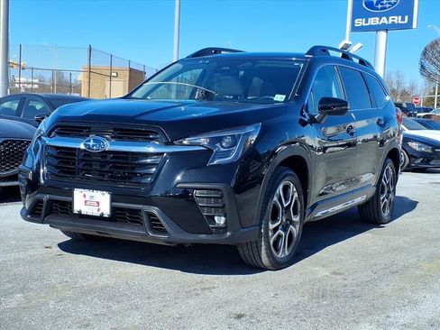 Certified 2023 Subaru Ascent Limited image 3