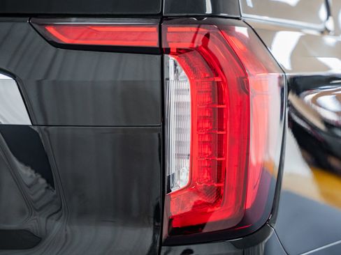 Used 2021 GMC Yukon SLT image 21