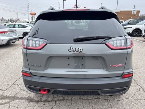 Used 2022 Jeep Cherokee Trailhawk image 4