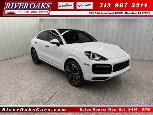 Used 2021 Porsche Cayenne Coupe AWD/4WD image 1