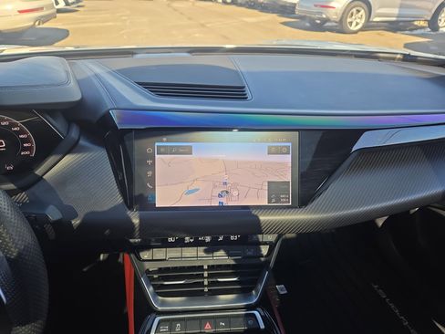 Certified 2024 Audi e-tron GT Premium Plus image 7