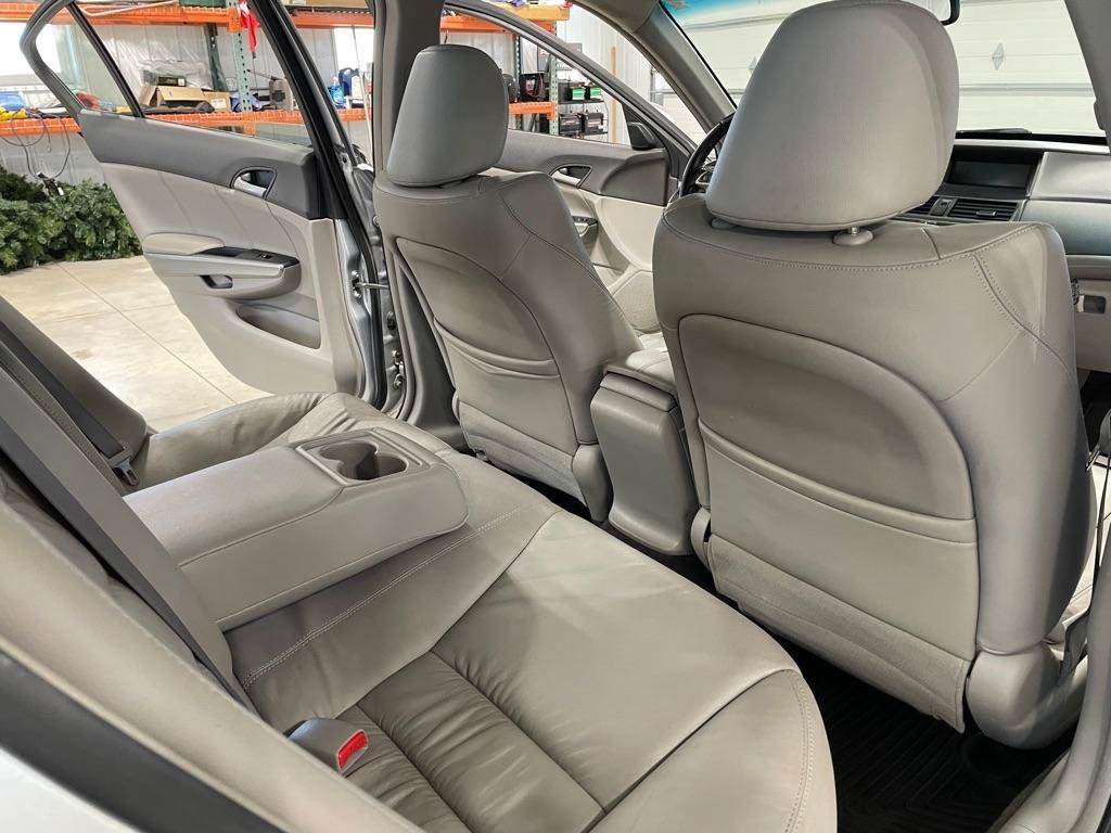 Used 2009 Honda Accord EX-L image 18