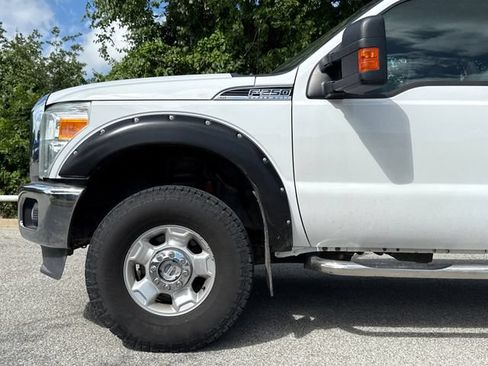 Used 2012 Ford F250 XLT w/ FX4 4X4 Off-Road Pkg image 5